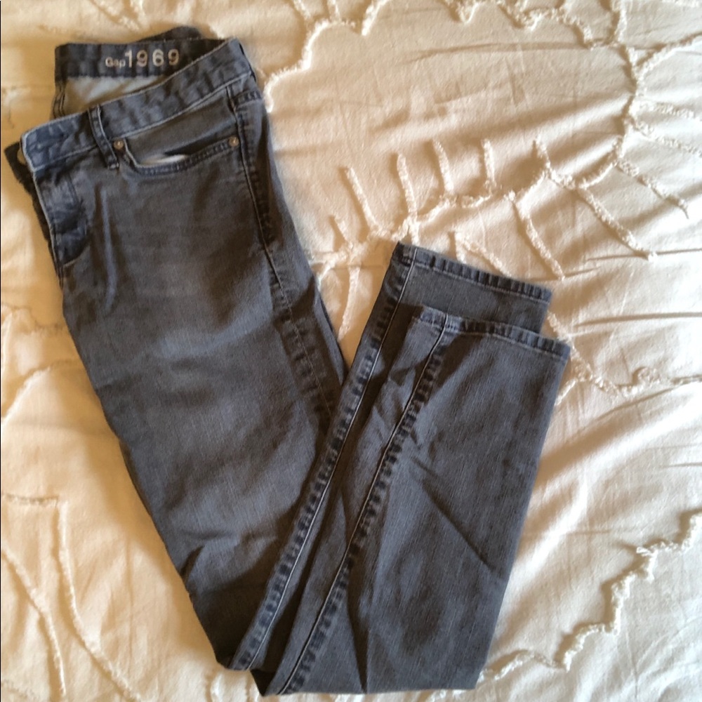 Gap grey skinny jeans